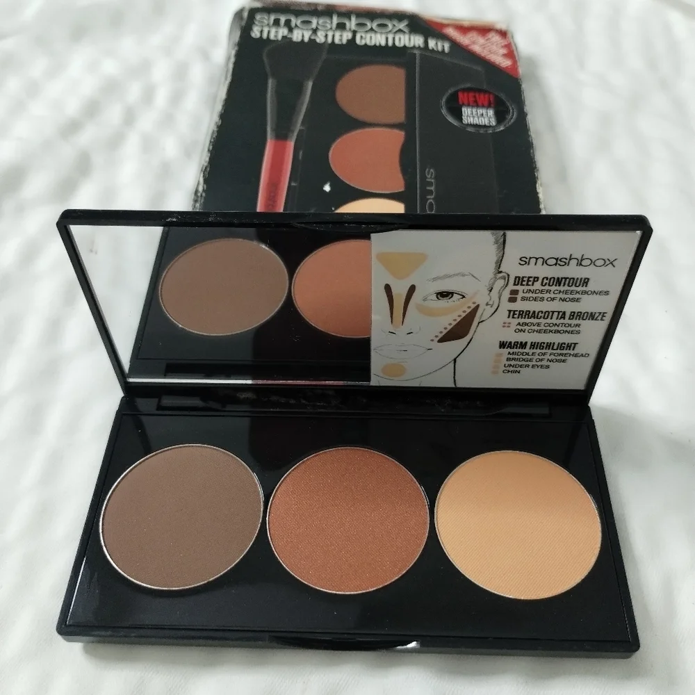 Smashbox Step-by-step Contour Kit Palette & Brush DEEP‎